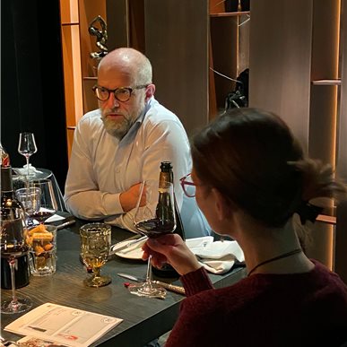 It's Wine O'Clock - Sumo Weine